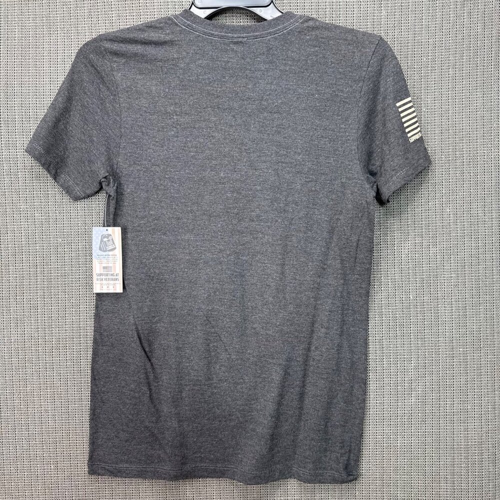 Rags Of Honor Size S Charcoal Gray T-Shirt With Camo American Flag Design - Picture 6 of 6
